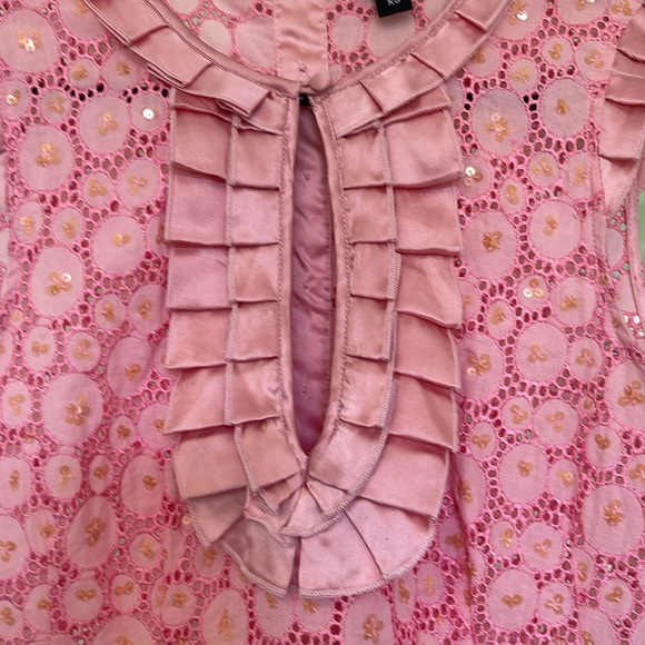 BEBE- Barbe Pink, Irridescent sparkles top - Picture 2 of 4